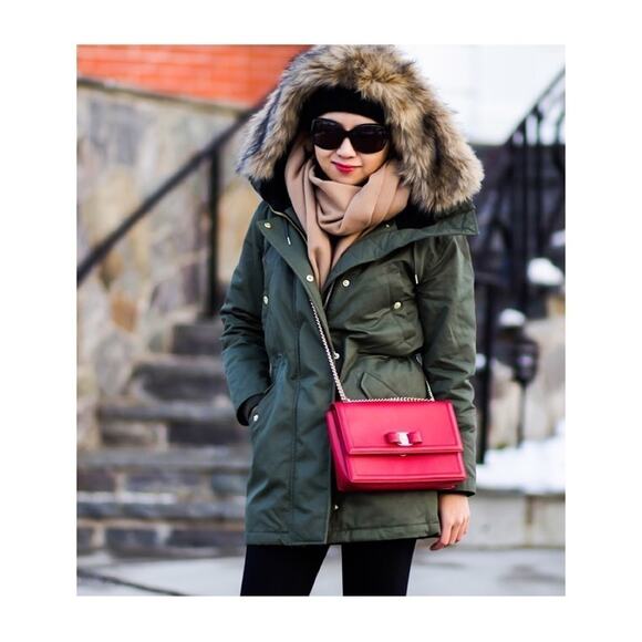 J. Crew Perfect Winter Parka with Eco-Friendly PrimaLoft - Picture 15 of 16